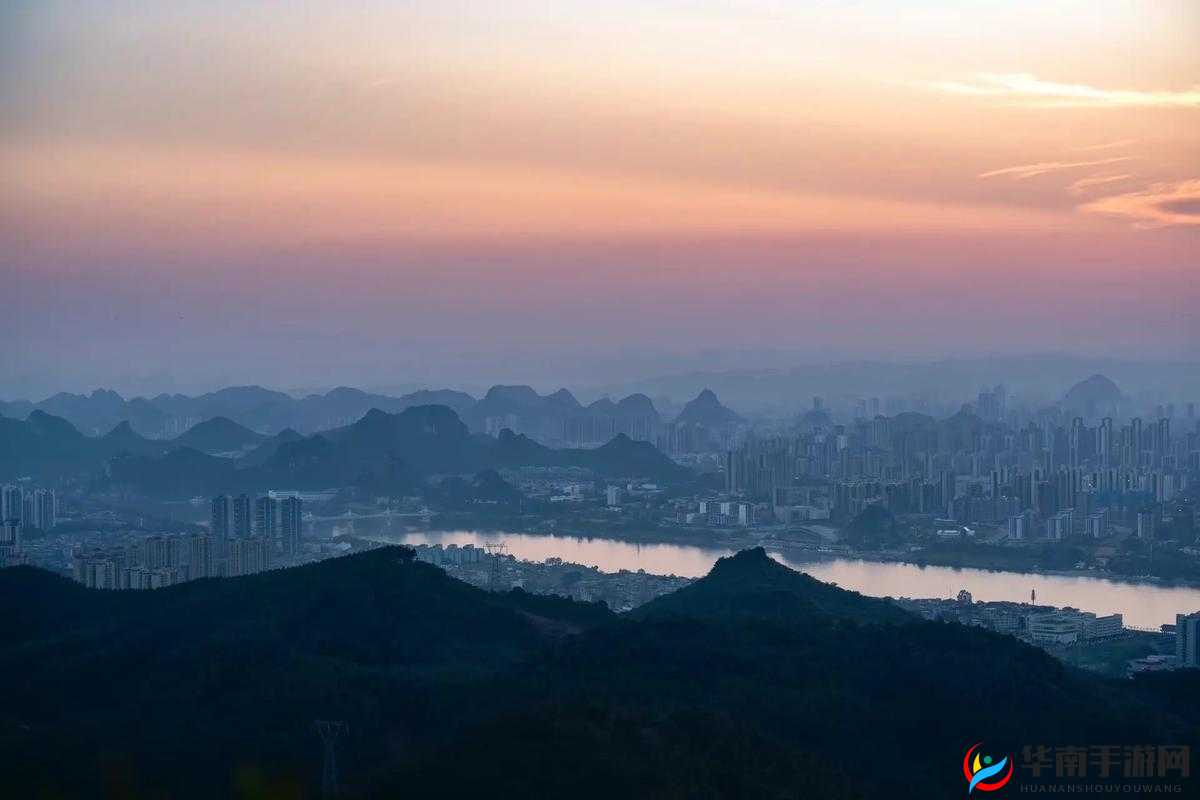 合家欢下册公交车：带你领略城市风光