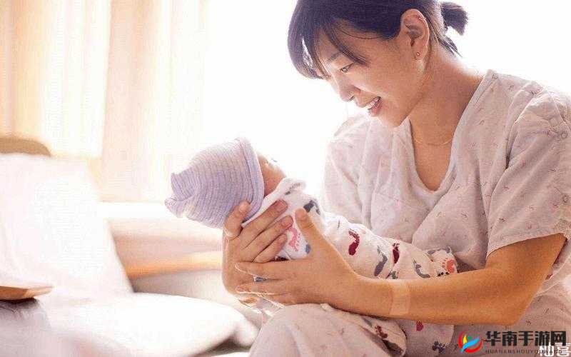 抱起来撞到哭的缓解方法:安抚情绪,检查身体