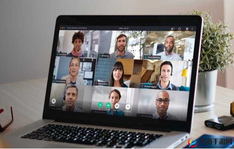 国内 Zoom 人与 Zoom:在线教育与沟通的新选择