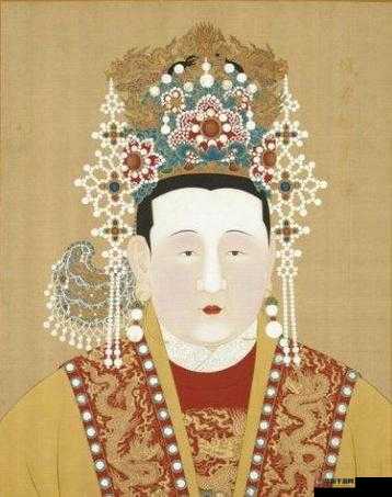 群臣共享皇后与银羽的奇特故事