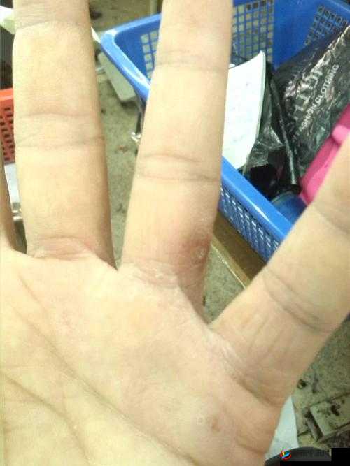 手指划入缝隙挖水:探秘手指的神奇力量