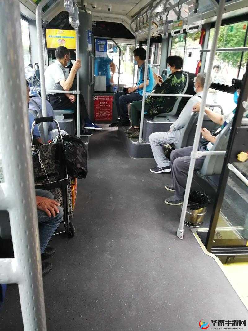 小扫货水叫不出来最简单公交车上的现象分析