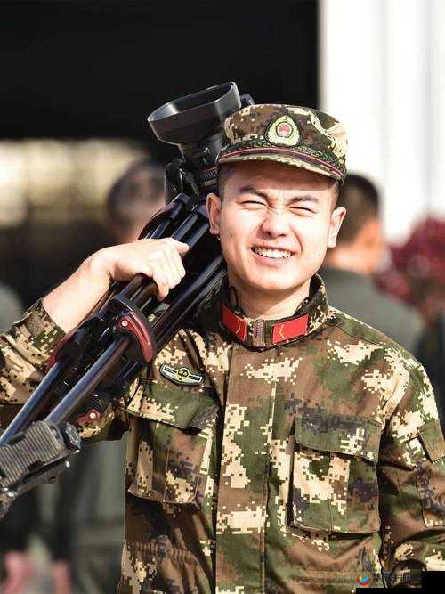 武警小哥 gry2022：英勇风采展现