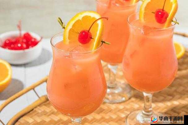 草莓丝瓜芭乐鸭脖奶茶：美味与创意的融合