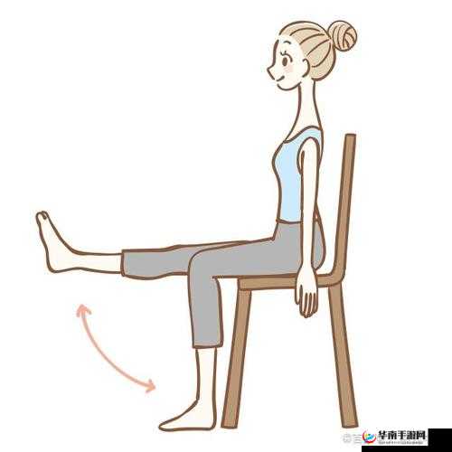 坐着轮流提双腿：锻炼平衡感与柔韧性