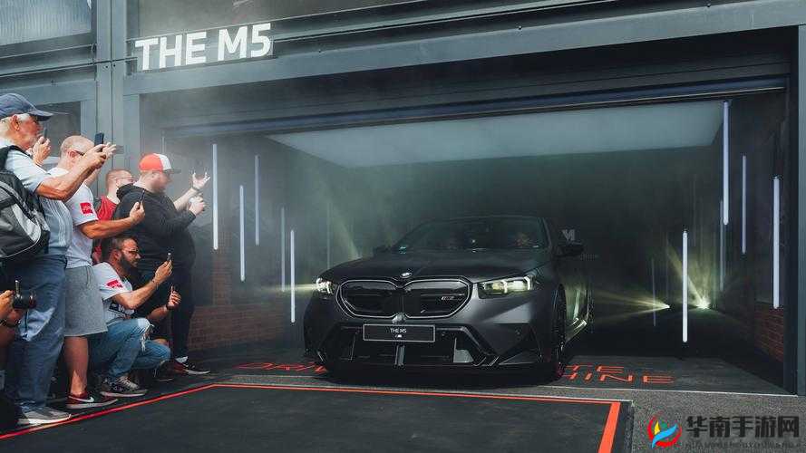 久久久国产精华液 2024 特点：卓越功效备受瞩目