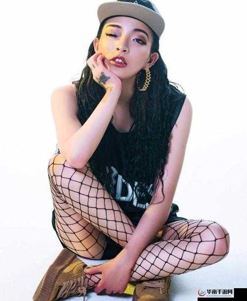 top18 女 rapper 勇闯说唱界：揭秘她的成名之路