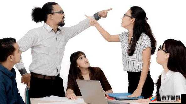 瞒着丈夫去公司：职场秘密行动