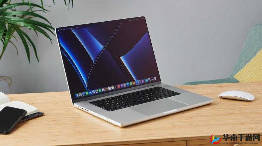 18 岁 macbook pro 高清功能：非凡视觉体验