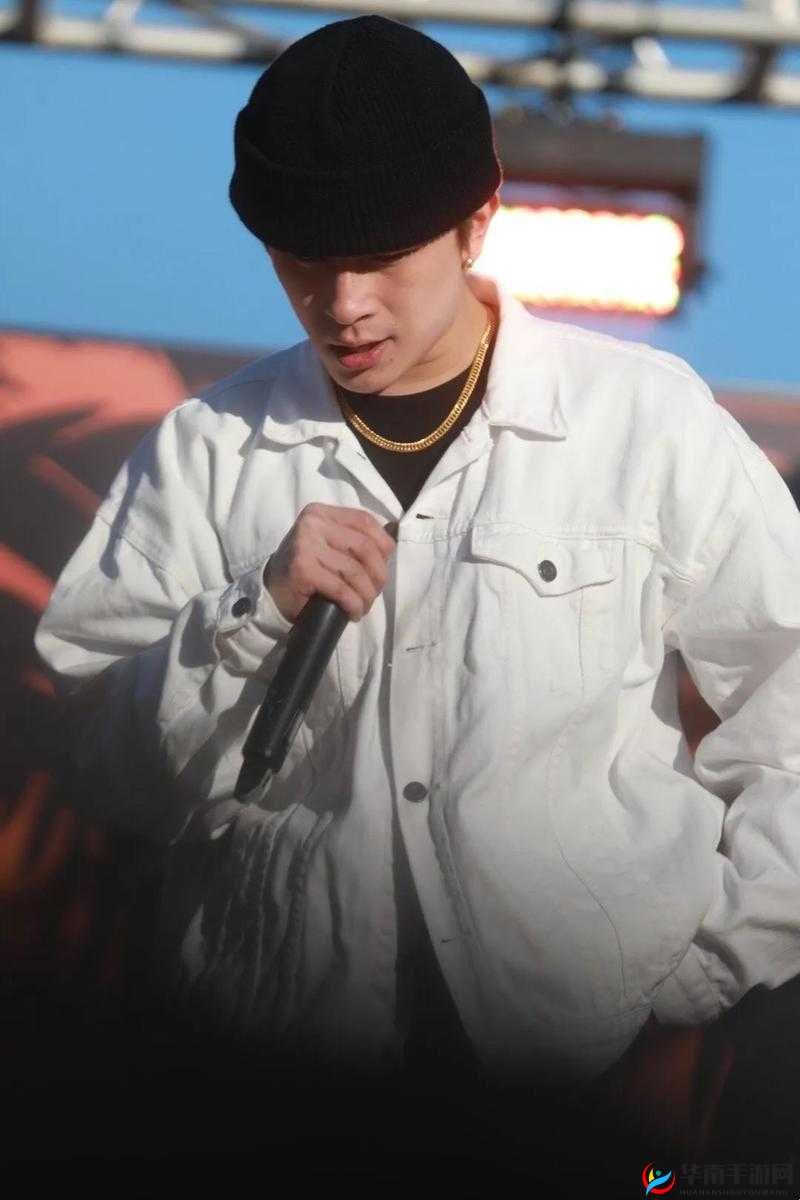 榛戜汉鍙屼汉 RAPPER：用音乐展现才华与个性