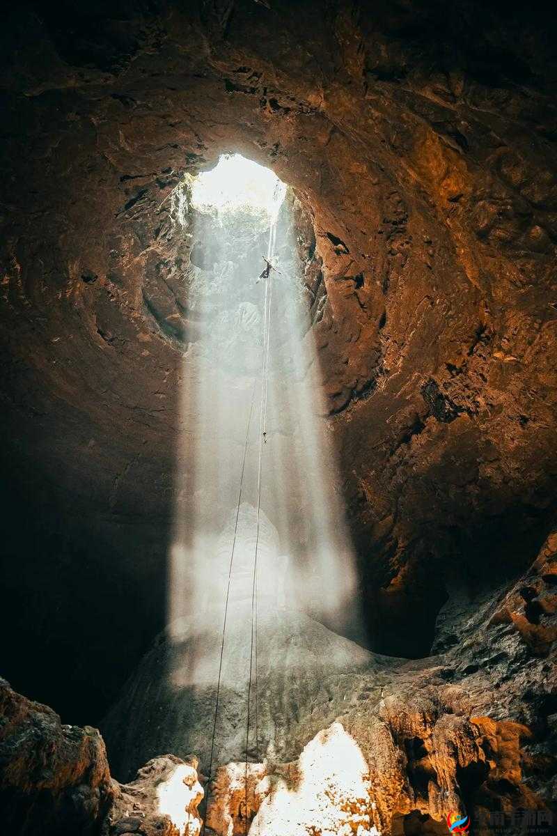 哥伦布洞窟 1-3：探寻神秘洞穴之旅