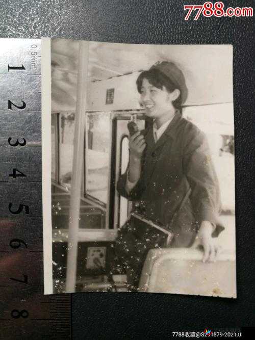 公交车售票员用 B 售票:引发的故事