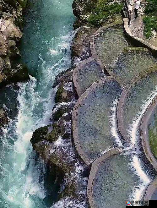 铜铜铜铜仁又大又深板：探索神秘之地