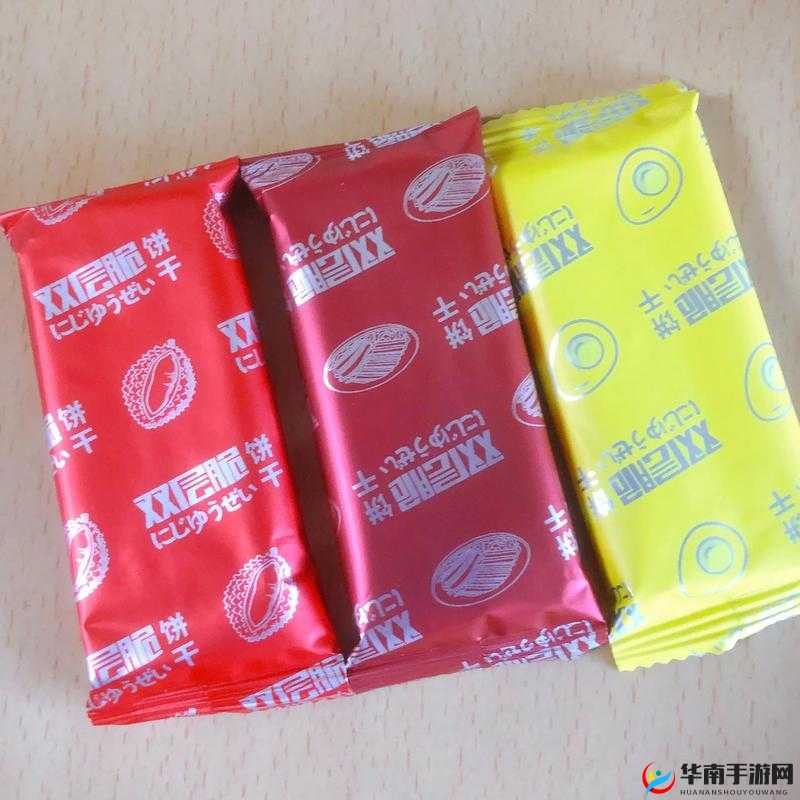 夹心饼干:三人的甜蜜与纠葛