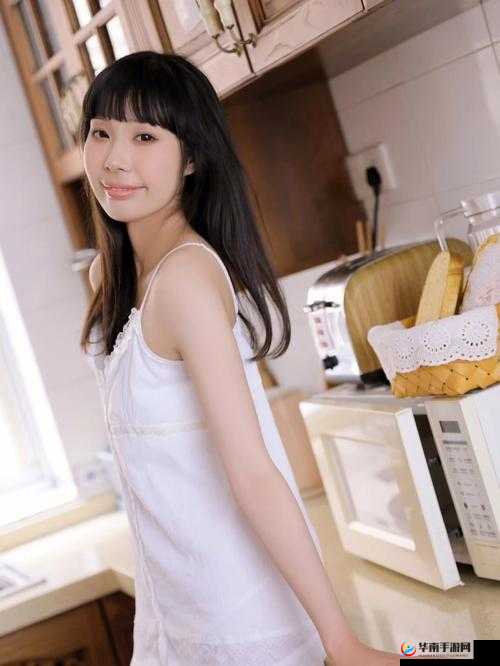 10—13 女 bbw:甜美可爱的少女时光