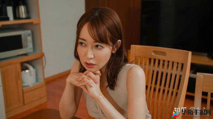 筱田优女上司：职场精英的魅力