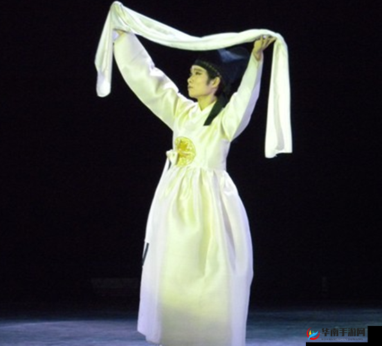 舞蹈室里李欣赵峰精彩对话及景色