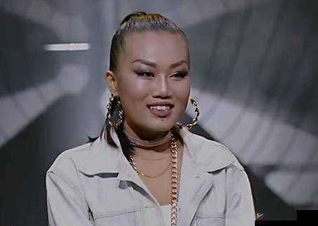 越南女 RAPPERDISS 苗族:多元文化的独特之声