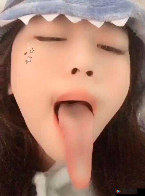 热娜的舌奴：她的独特魅力