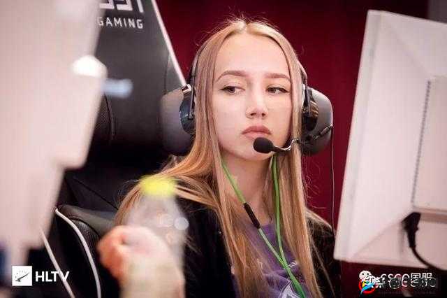 俄罗斯女 csgo:游戏世界的巾帼英雄
