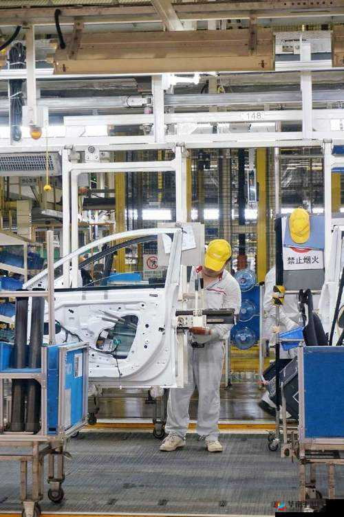 久久日产一线二线三线：全方位汽车生产线探秘