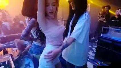 体内精 69XXXXXx 精黑人性感热舞,嗨翻全场