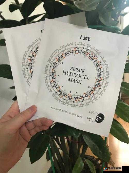 一面亲上边一面膜下边文字表达：从文字到视觉的奇妙之旅