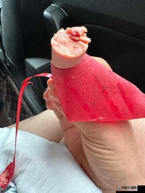 小洞饿了想吃大火腿肠发布最新通告：引人关注