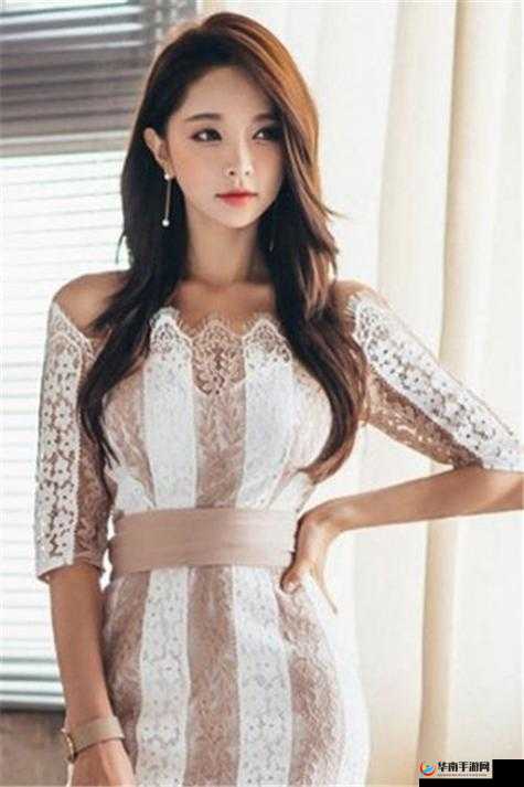 桃源秘境：一处桃源千人品两片红唇万客来