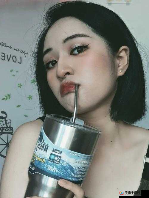 造型百变涂鸦联盟化妆系统：让你的妆容随心所欲