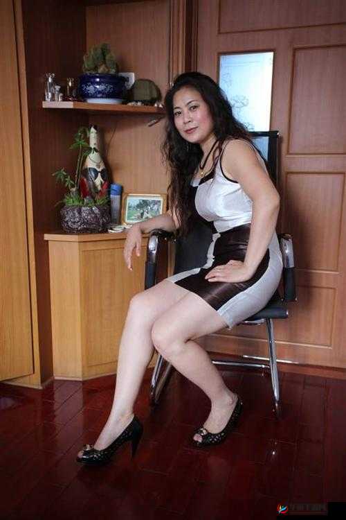 成熟丰满熟妇老狼:魅力依旧