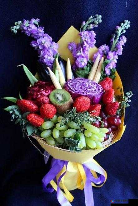 水果、蔬菜与鲜花:自然的奇妙组合