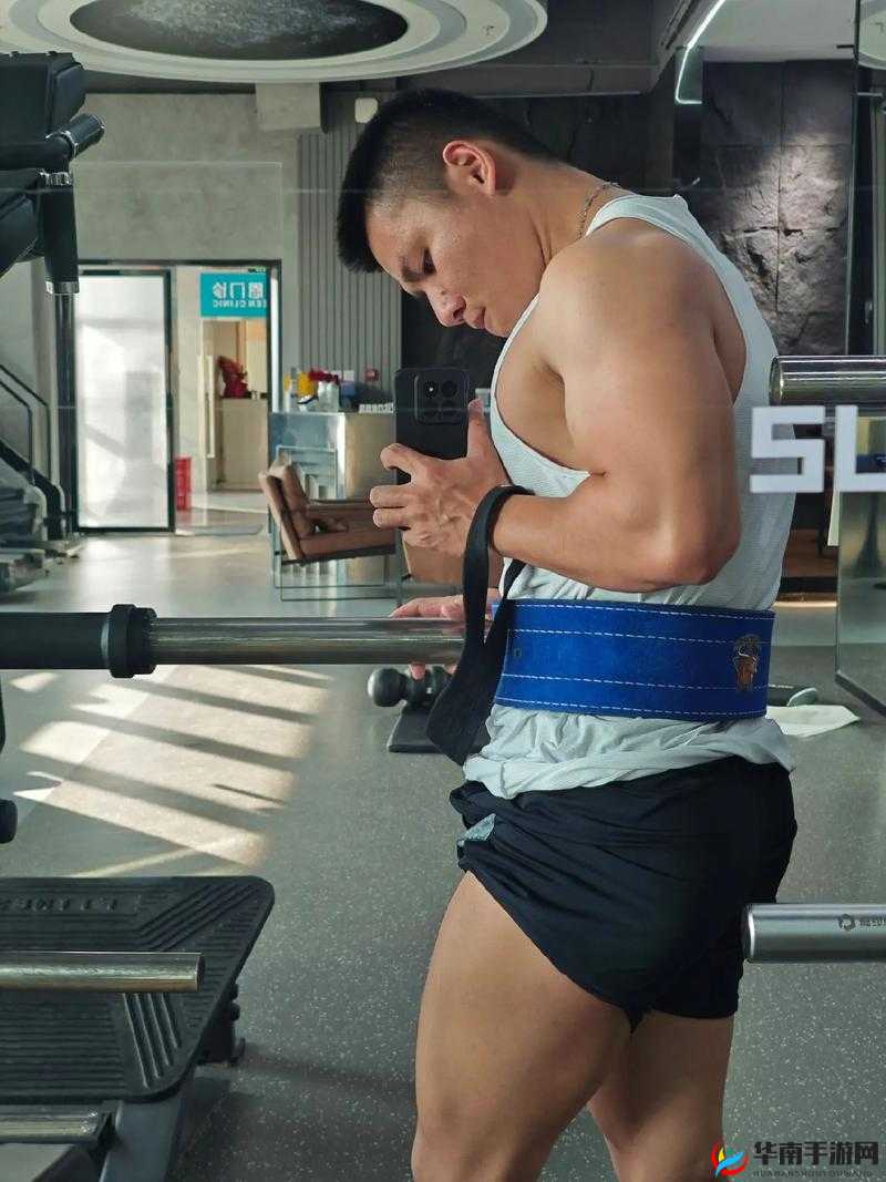 可乐操在线：有趣的健身方式