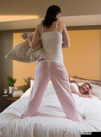 直接生成：裸聊爱爱现场：揭秘私密互动