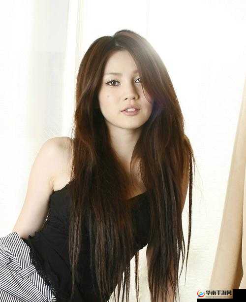 友田真希 88AV：日本 AV 女优的魅力与风情