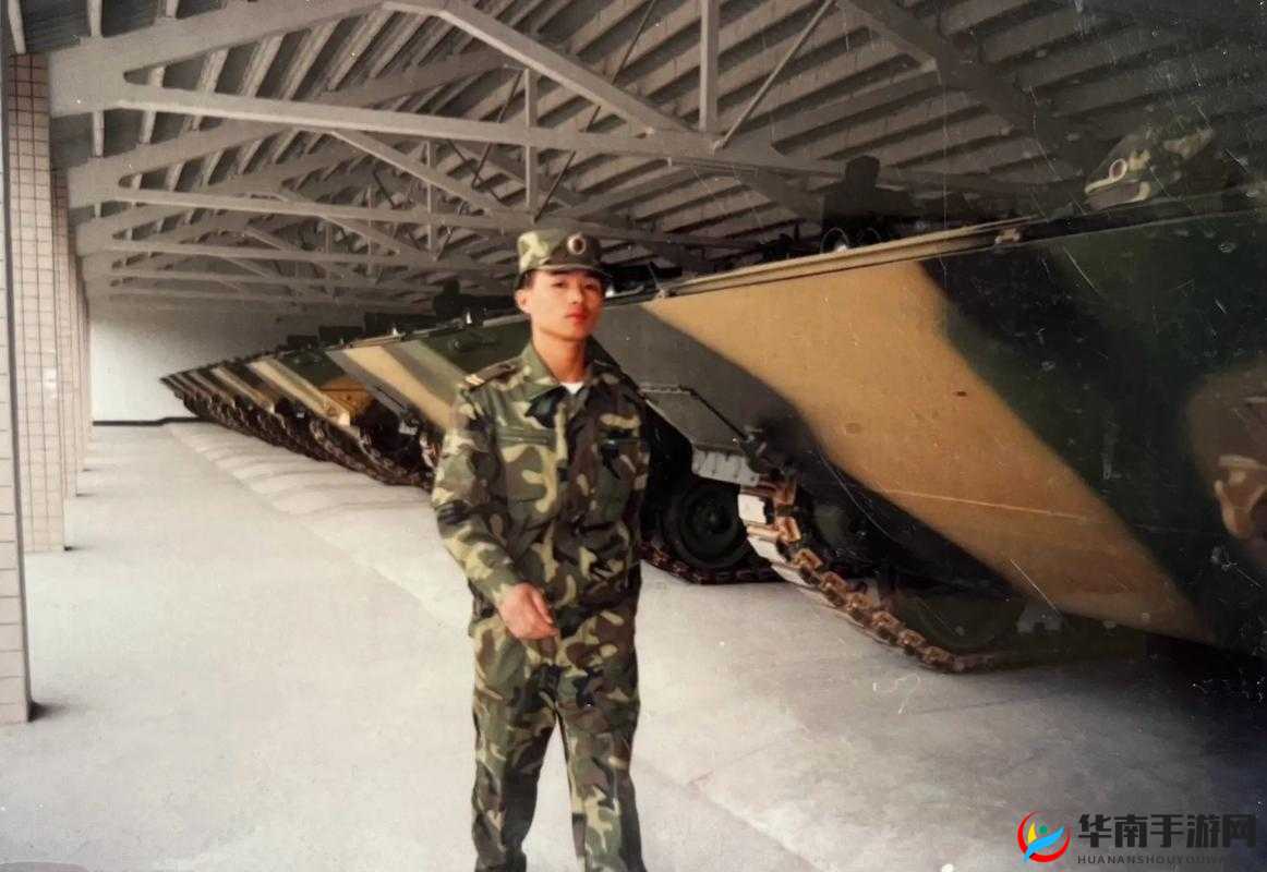 啊轻点灬大巴太粗太长了军人:军人的特殊体验