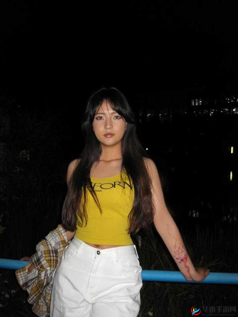 WwWssS 黄的独特魅力