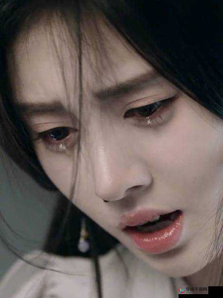 鞠婧祎哭着称不能再生了