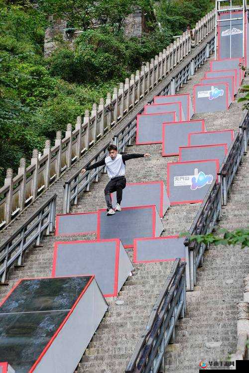 《史上最坑爹的游戏3》第23关：手指极限挑战跑酷大冒险