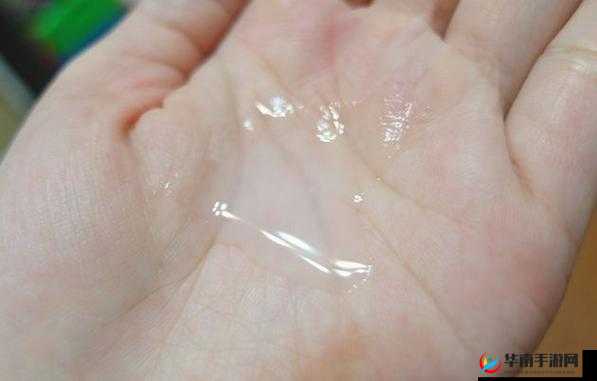 一动下面就有水一样的分泌物：原因及应对方法