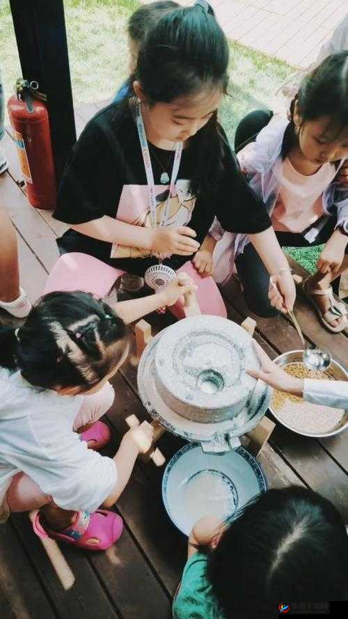 坐在身上磨豆浆：有趣的体验