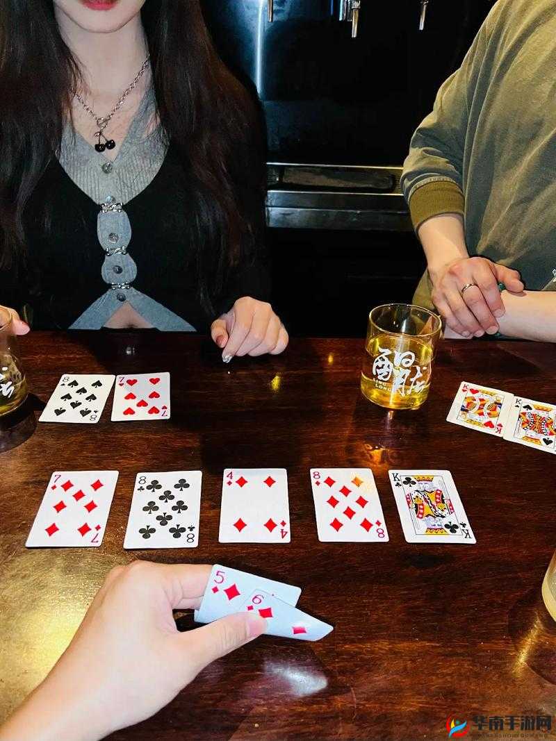 16 岁女生迈开腿打扑克是否正常探讨
