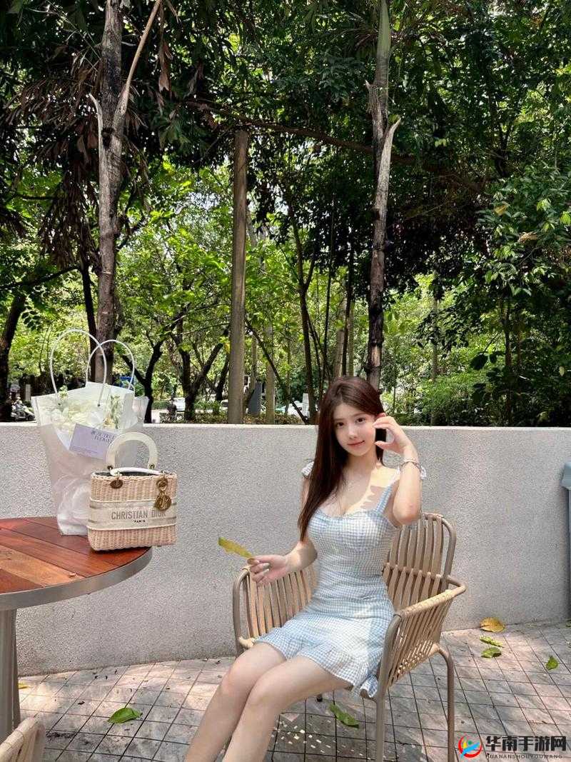 frcc 嫩白的 1516 性 HD-探索肌肤之美