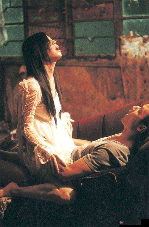 成人影片：激情演绎：真实男女：震撼视觉