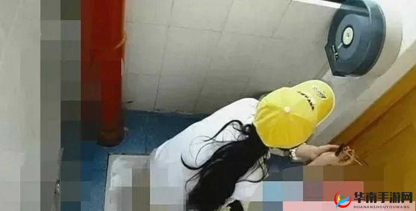 女厕清晰peepwc 偷窥:这是不道德且违法的行为