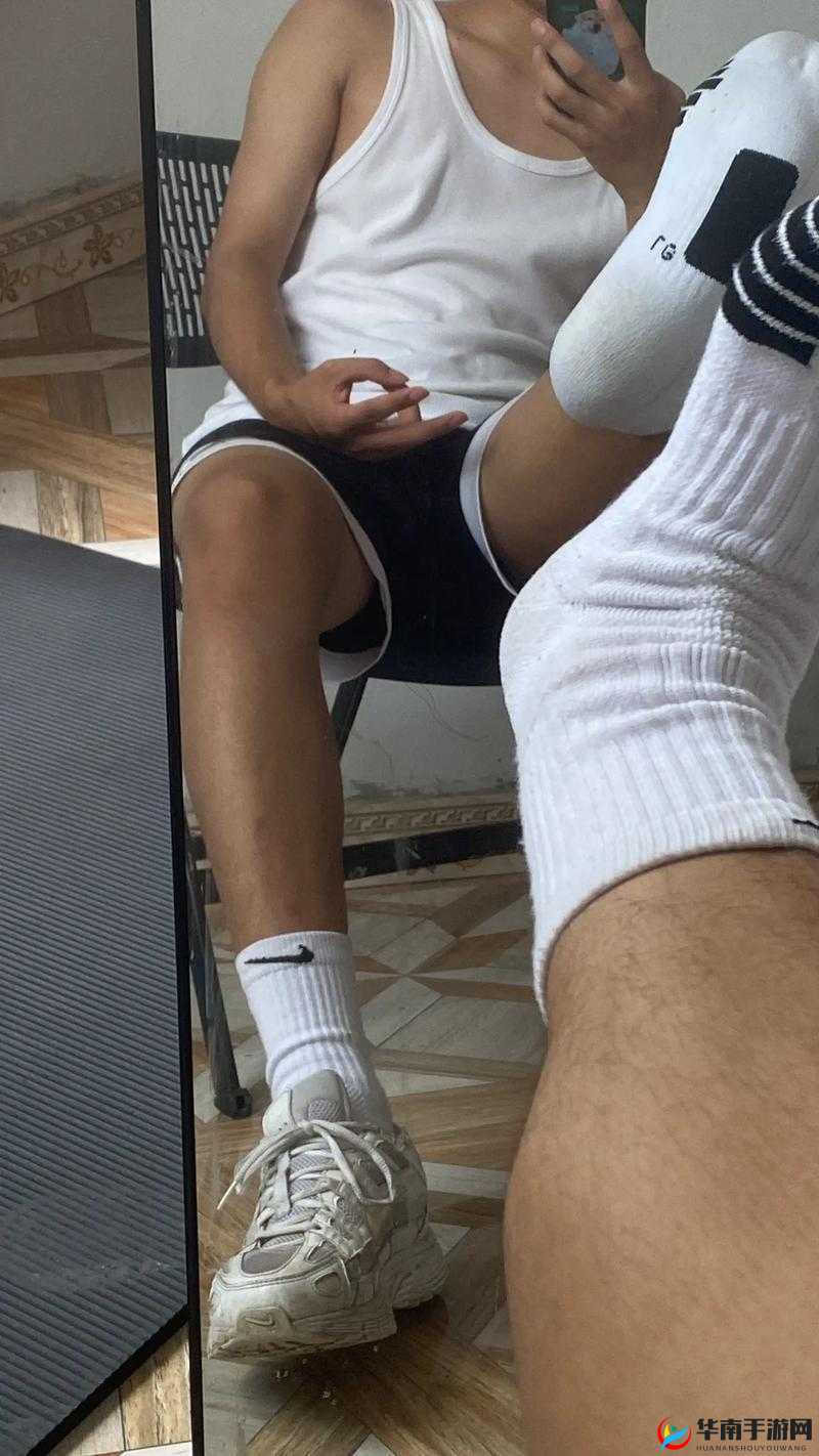 CHINESE 体育生 GAYXNXX 的别样故事