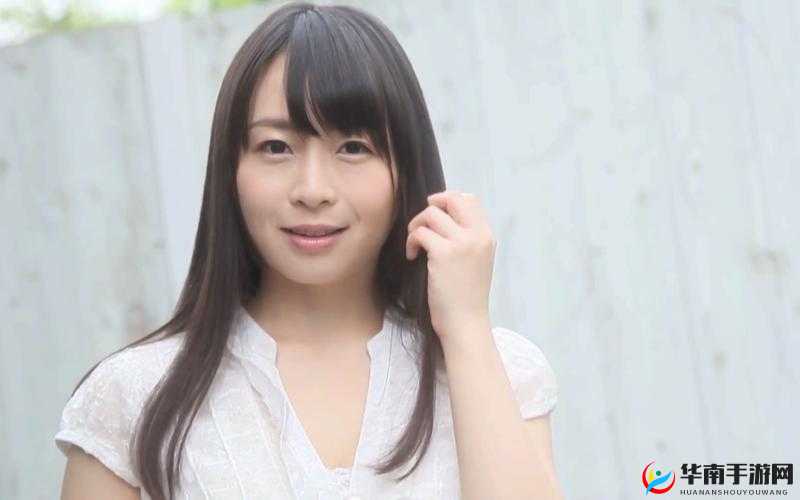 羽月希在线授乳月希喂奶：温馨亲子时光