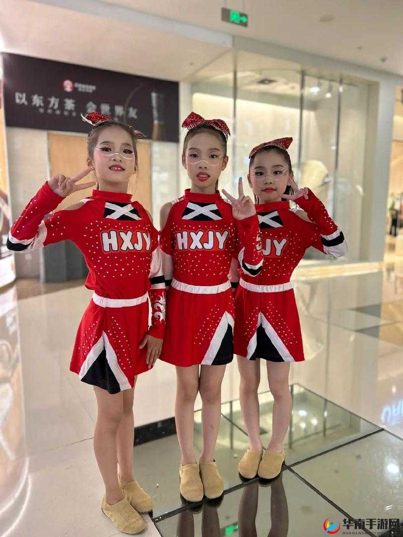 棒棒滴啦啦滴啦啦啦男生激情献唱：XXXX