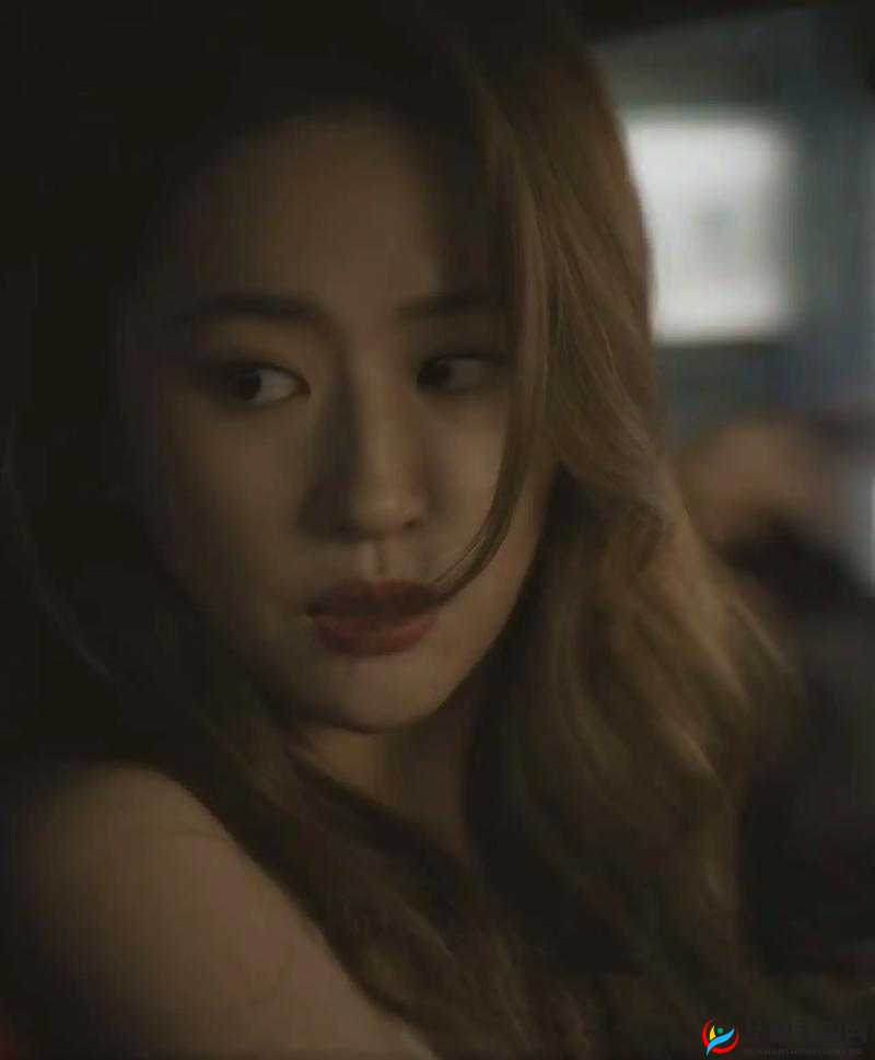 一边摸一边敷面膜电视剧：探寻独特护肤背后的故事