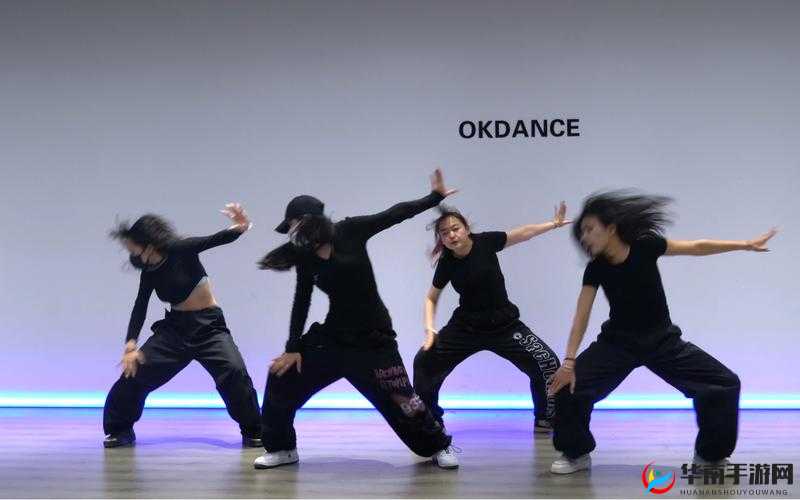 JAZZ 老师与 HIPHOP 老师：共筑舞蹈梦想的引领者